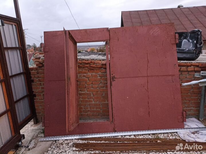 Ворота гаражные металлические бу