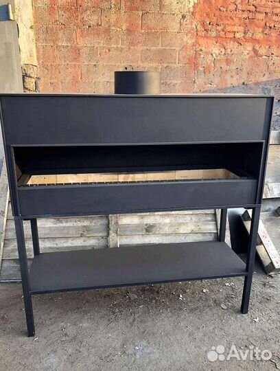 Мангал с дымоотведением Закрытый