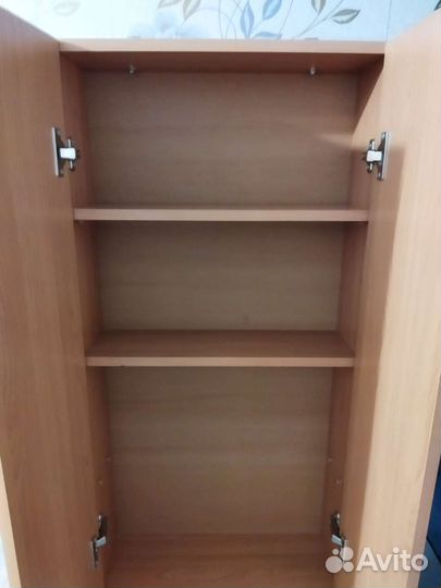 Шкаф