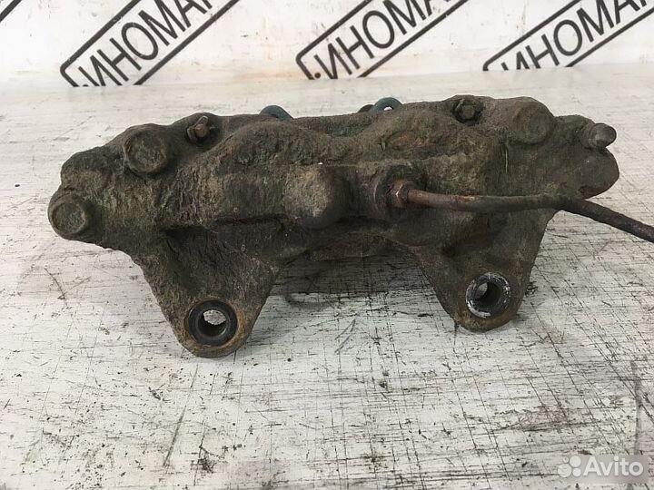 Суппорт передний лев Toyota Land Cruiser Prado 120