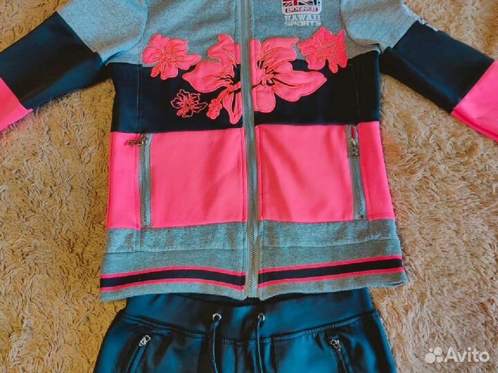 Спортивный костюм