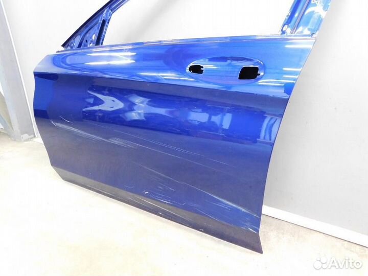 Дверь передняя левая Mercedes-Benz C-Class