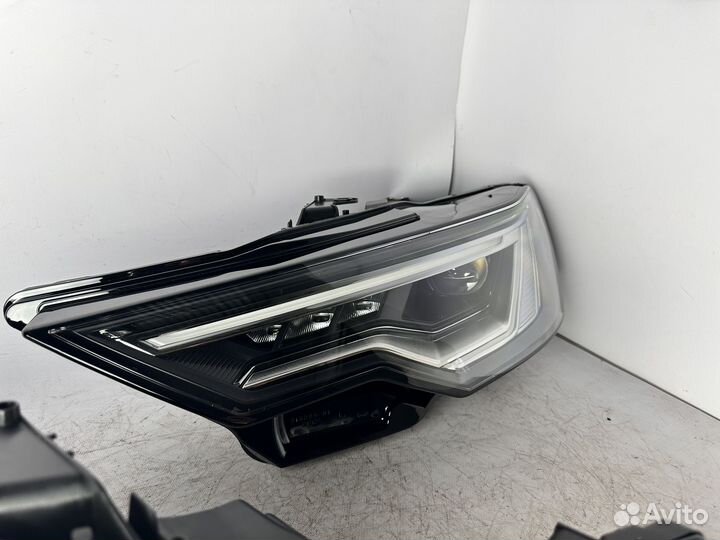 Комплект передних фар Audi A6 C8 full LED