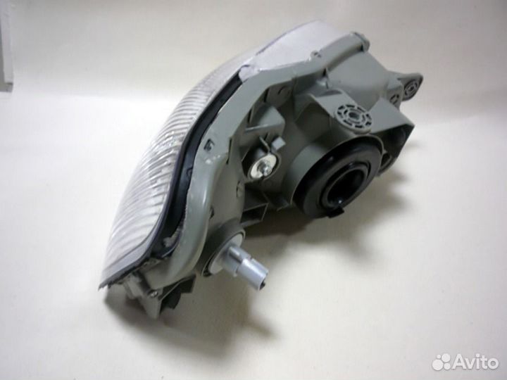 Фара передняя левая Хендай Акцент Тагаз 2000