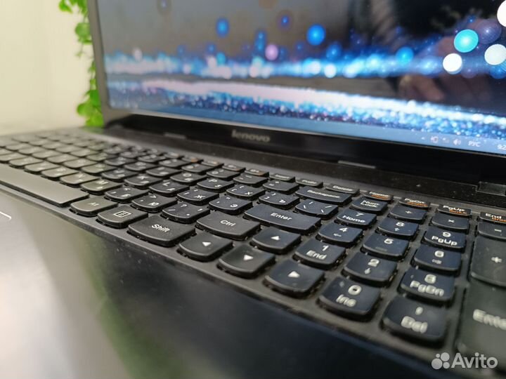 Игровой Ноутбук Lenovo/i5/Видеокарта 2GB