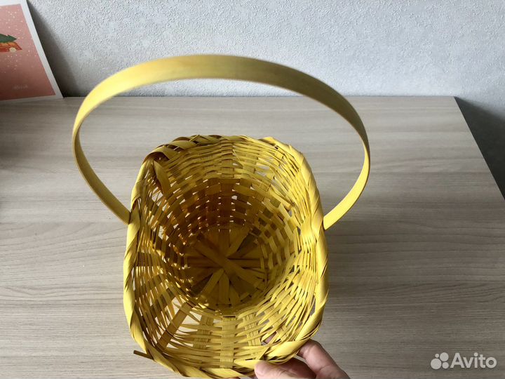 Подарочные корзины плетёные б/у