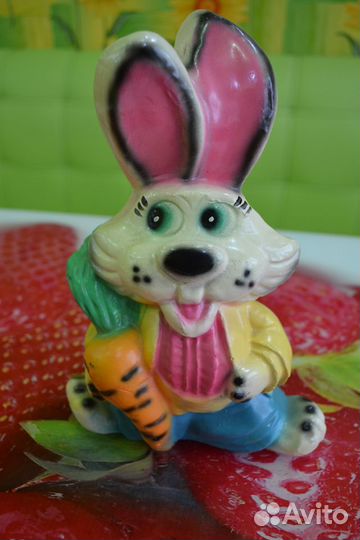 Зайчик - копилка большой, новый