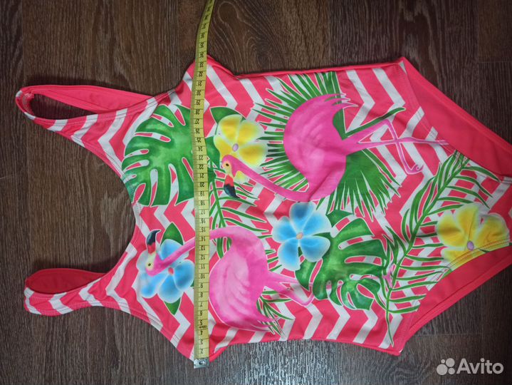 Купальник для девочки р-р 36