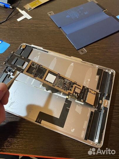 Ремонт аккумуляторов на iPhone, iPad, MacBook