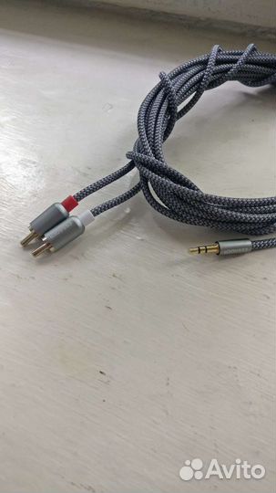 Кабель Essager 3,5 мм minijack на 2xRCA