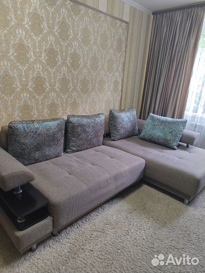 Угловой диван бу