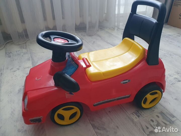 Машинка-каталка