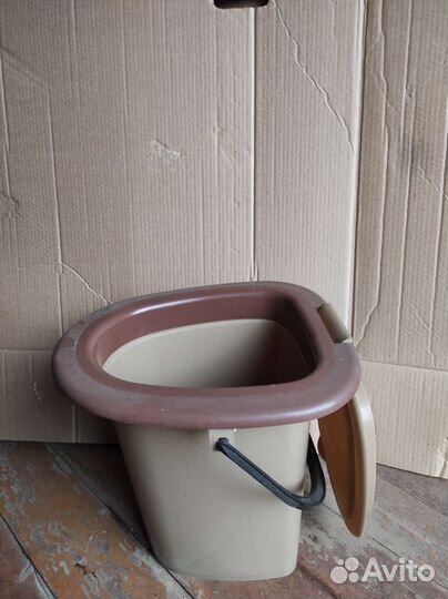 Туалетное ведро