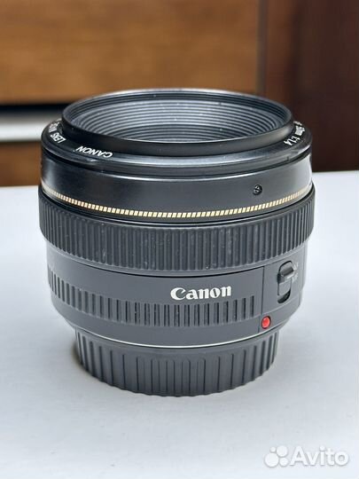 Canon EF 50mm f/1.4 USM