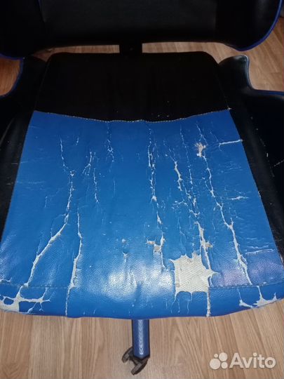 Компьютерное кресло