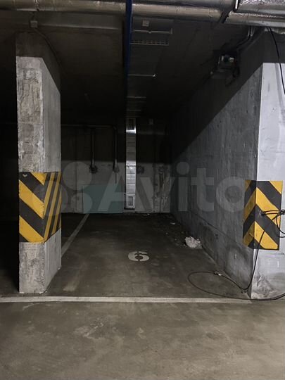 Машиноместо, 15 м²