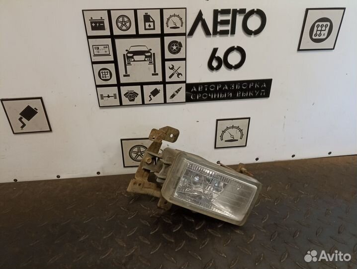 Фара противотуманная Mitsubishi Chariot Grandis