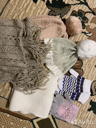 Шапки, перчатки, шарф