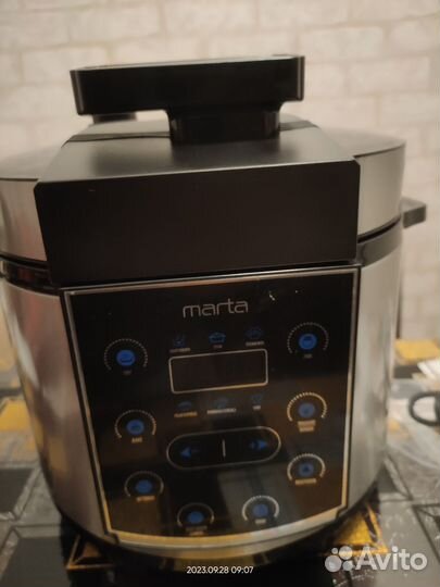 Мультиварка скороварка новая. Marta. Гарантия