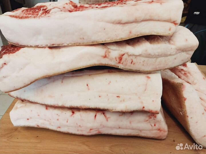 Сало свежее