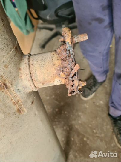 Глушитель в сборе Nissan Murano Z51 VQ35DE 2012