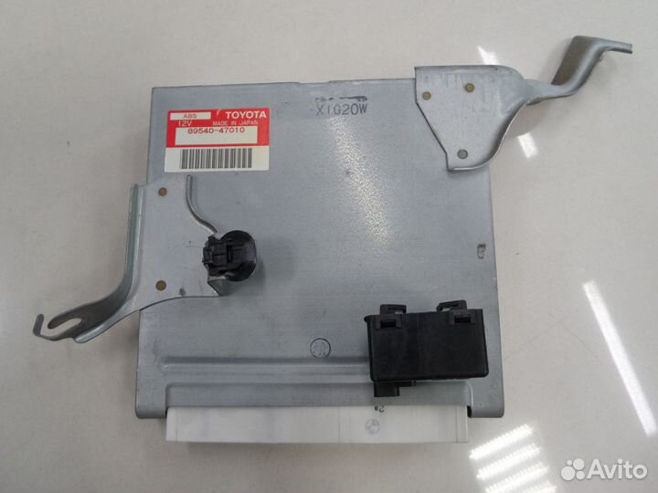 Блок управления ABS Toyota Prius NHW10