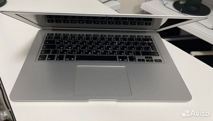 Apple macbook air 2017 г