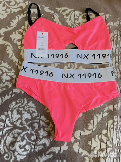 Купальник женский спортивный