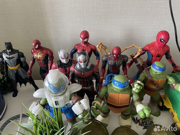 Игрушки Фигурки и транспорт Marvel/DC