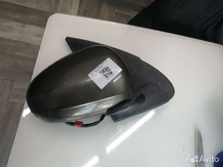 Правое зеркало Passo KGC 30