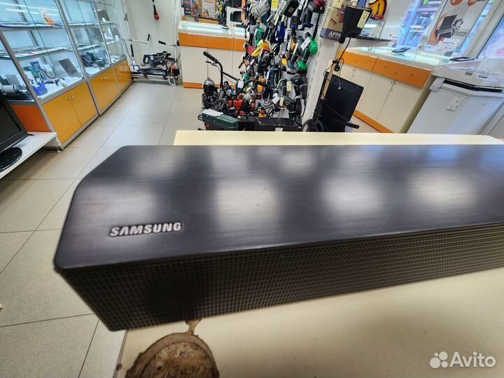 Саундбар Samsung HW b550