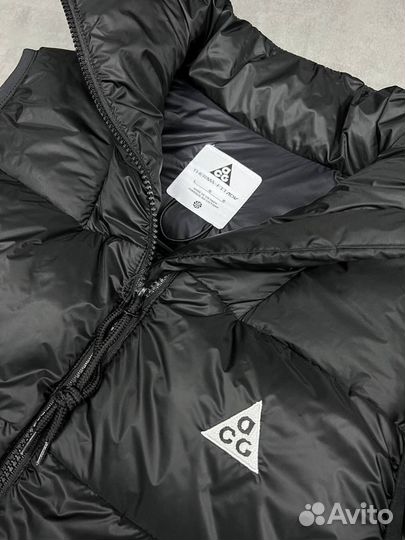 Жилетка Nike ACG primaloft