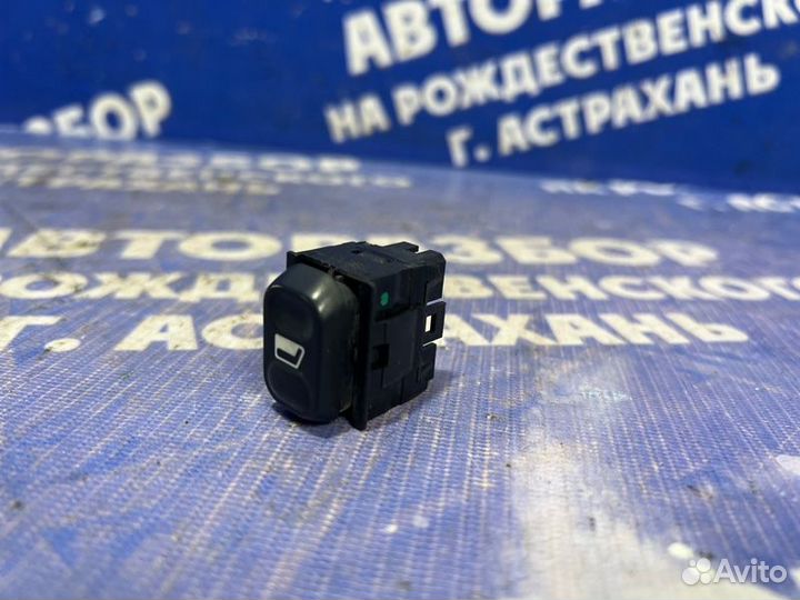 Кнопка стеклоподъемника Citroen C4 купе NFU 2005