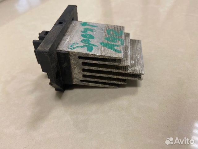 Резистор печки Kia Sportage KM G4GC 2010