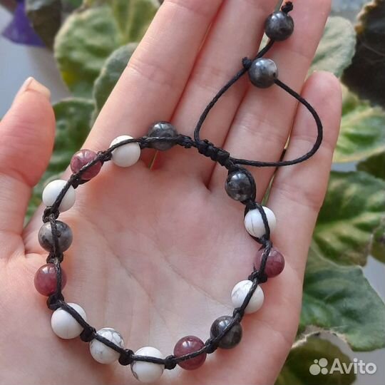 Браслет из натуральных камней