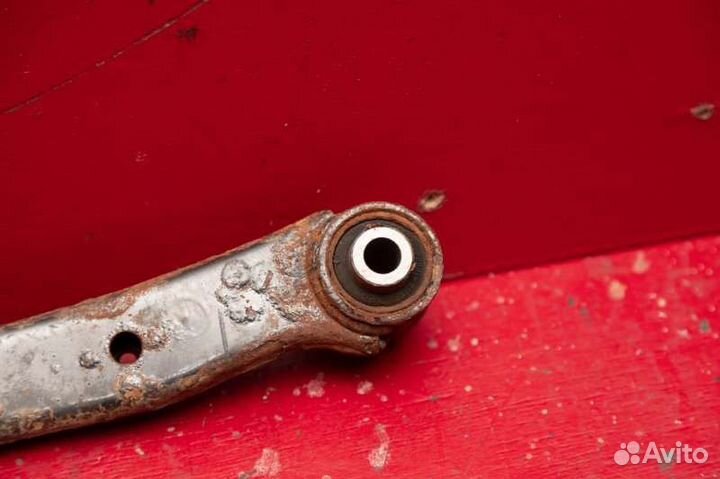 Рычаг подвески задний правый Kia Ceed 1G G4FC 1.6