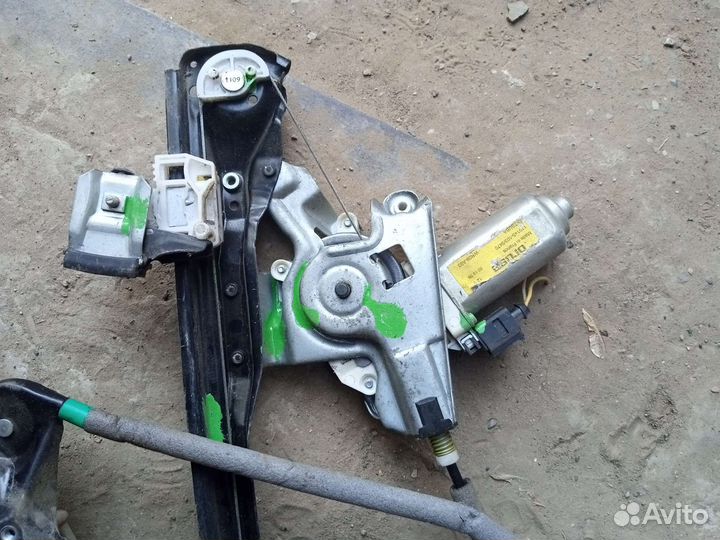 Стеклоподъемники разные