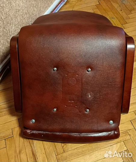 Кожаное кресло бу