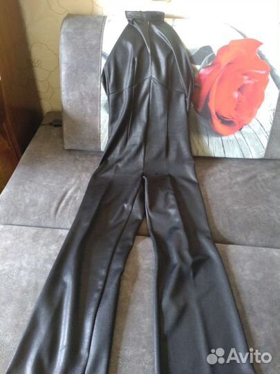 Комбинезон женский 42 размера бу