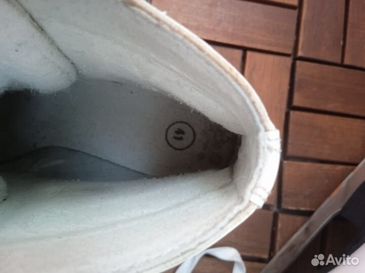 Коньки фигурные Graf Montana