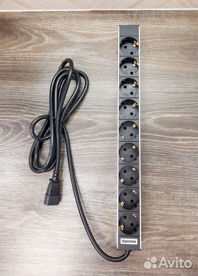 Блок розеток hyperline