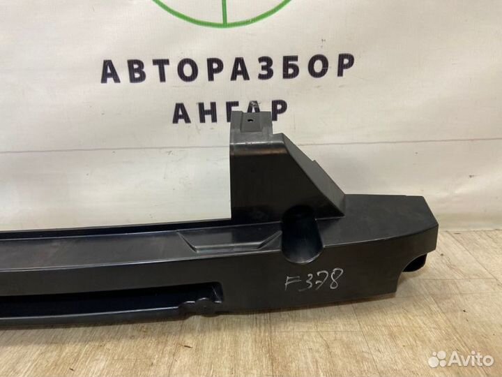 Усилитель бампера задний Ford Focus qqdb (1.8)