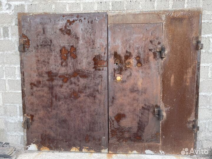 Ворота гаражные металлические бу