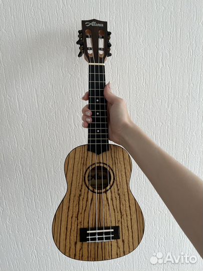 Укулеле alana
