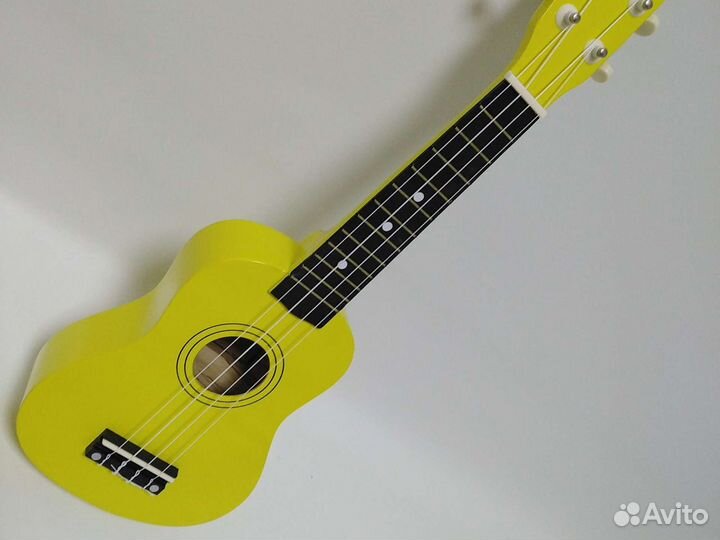 Укулеле новая в ассортименте