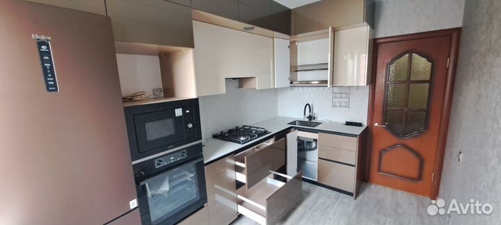 Кухонный гарнитур новый