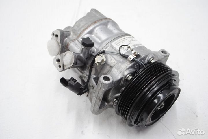 Компрессор кондиционера Mercedes C W205