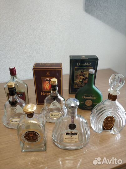 Бутылки пустые из под коньяка в коллекцию