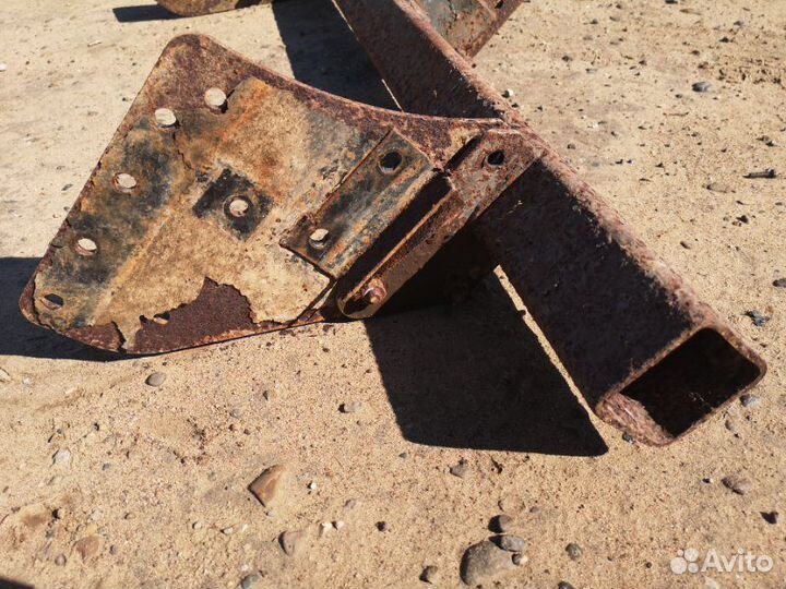 Фаркоп Mitsubishi L200