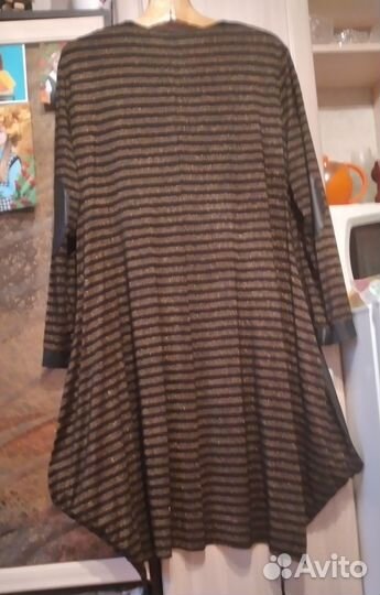 Чёрное платье С рюликсом